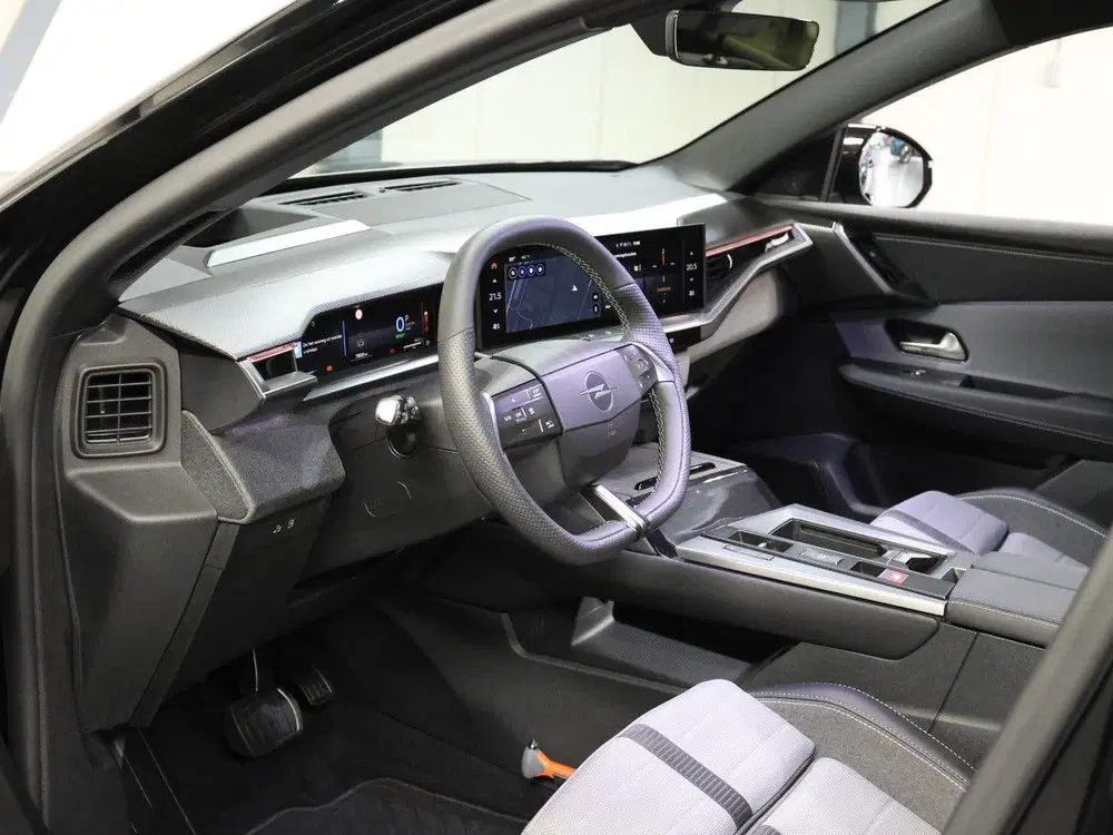 Opel Grandland 1.6 Turbo 195PK Plug-in-Hybrid GS uit 2025, foto 13