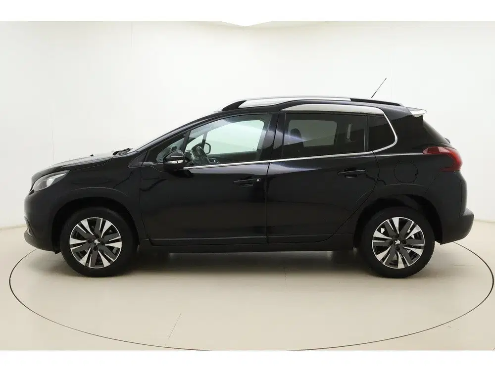 Peugeot 2008 1.2 PureTech Allure uit 2019, foto 5