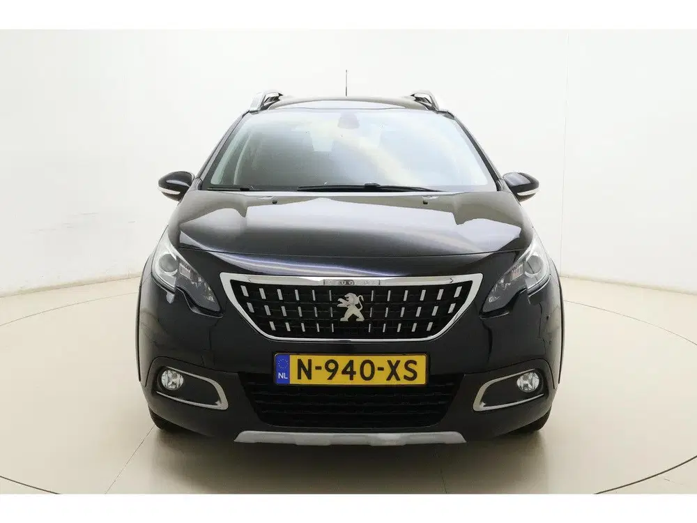 Peugeot 2008 1.2 PureTech Allure uit 2019, foto 6