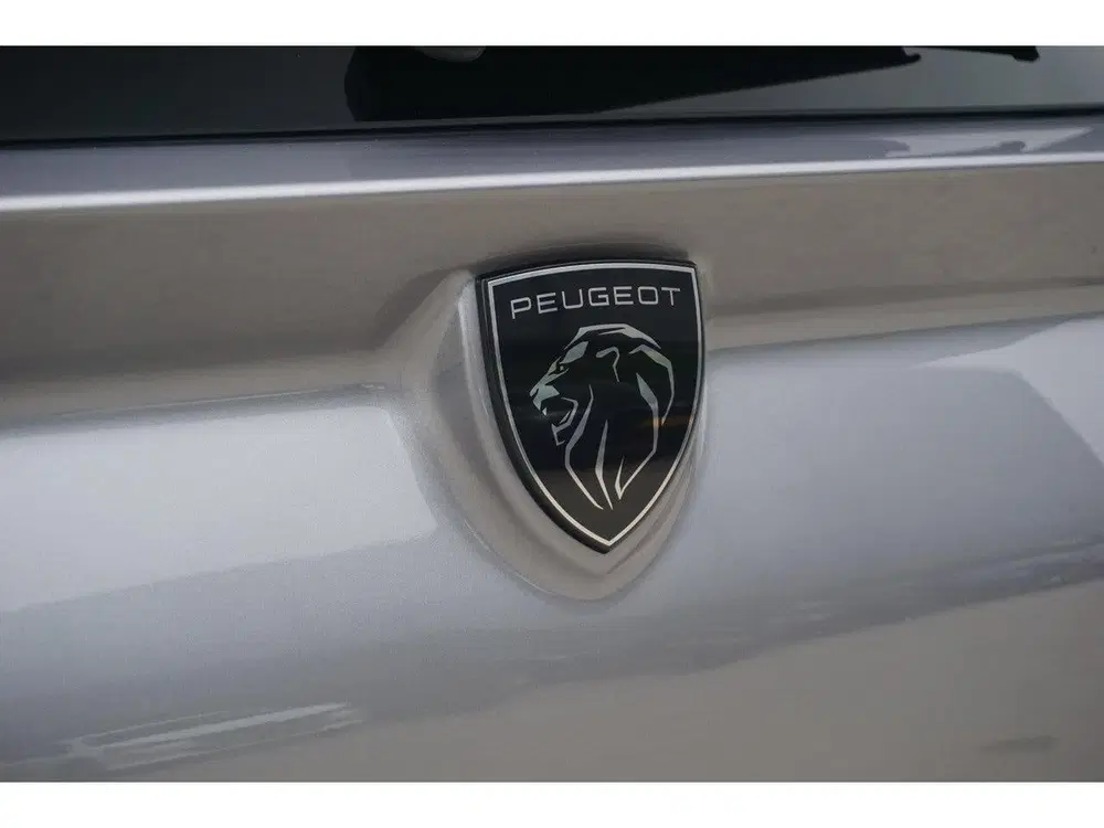 Peugeot 308 SW 1.2 Hybrid 136 e-DCS6 Allure (bj 2024) uit 2024, foto 11