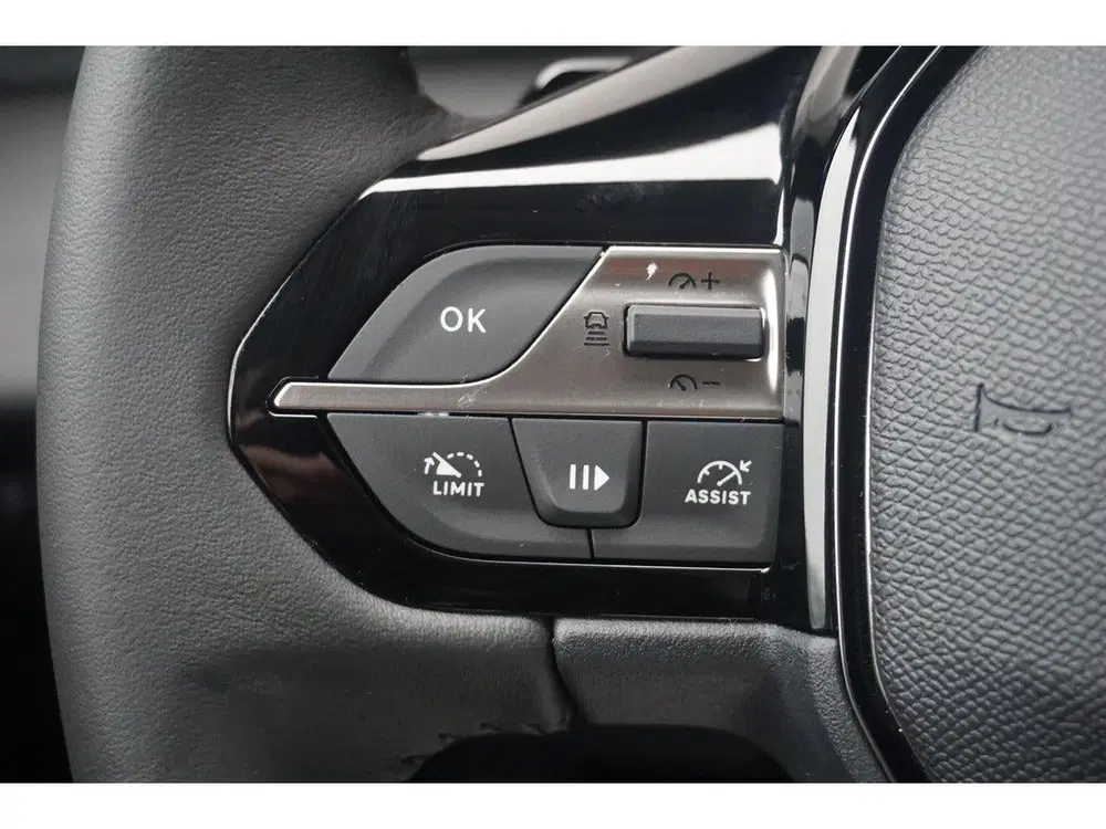 Peugeot 308 SW 1.2 Hybrid 136 e-DCS6 Allure (bj 2024) uit 2024, foto 15