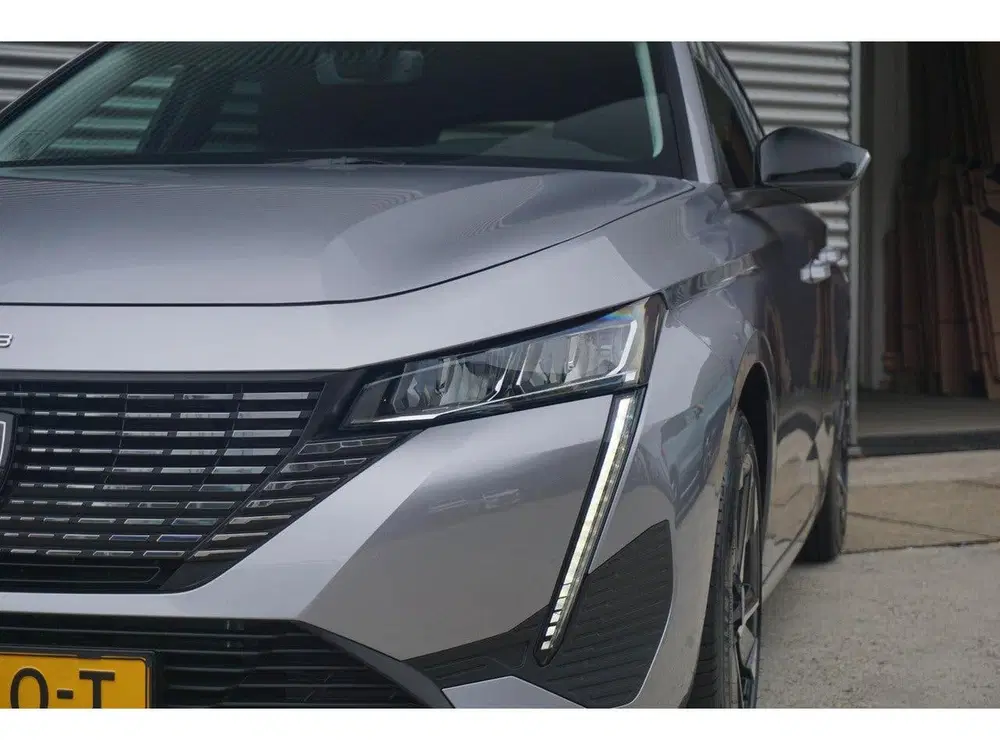 Peugeot 308 SW 1.2 Hybrid 136 e-DCS6 Allure (bj 2024) uit 2024, foto 5