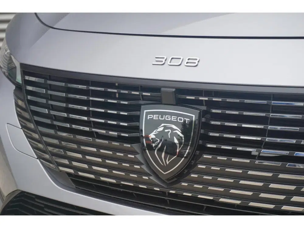 Peugeot 308 SW 1.2 Hybrid 136 e-DCS6 Allure (bj 2024) uit 2024, foto 7