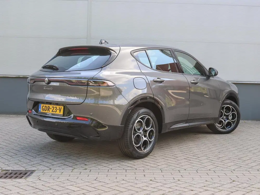Alfa Romeo Tonale Hybrid Sprint 131pk Automaat uit 2024, foto 3