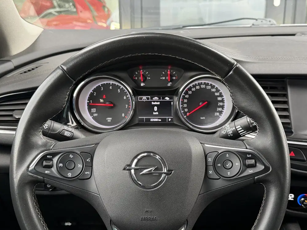 Opel Insignia 1.5 Turbo Innovation OPC line uit 2019, foto 14