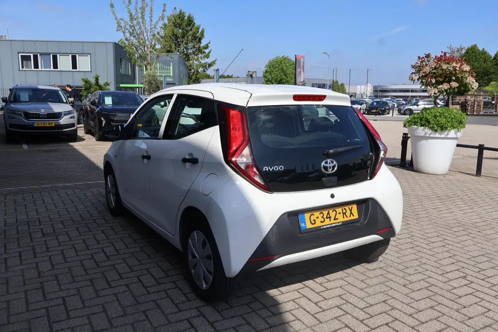 Toyota Aygo 1.0 VVT-i x-fun 1e Eigenaar uit 2019, foto 3