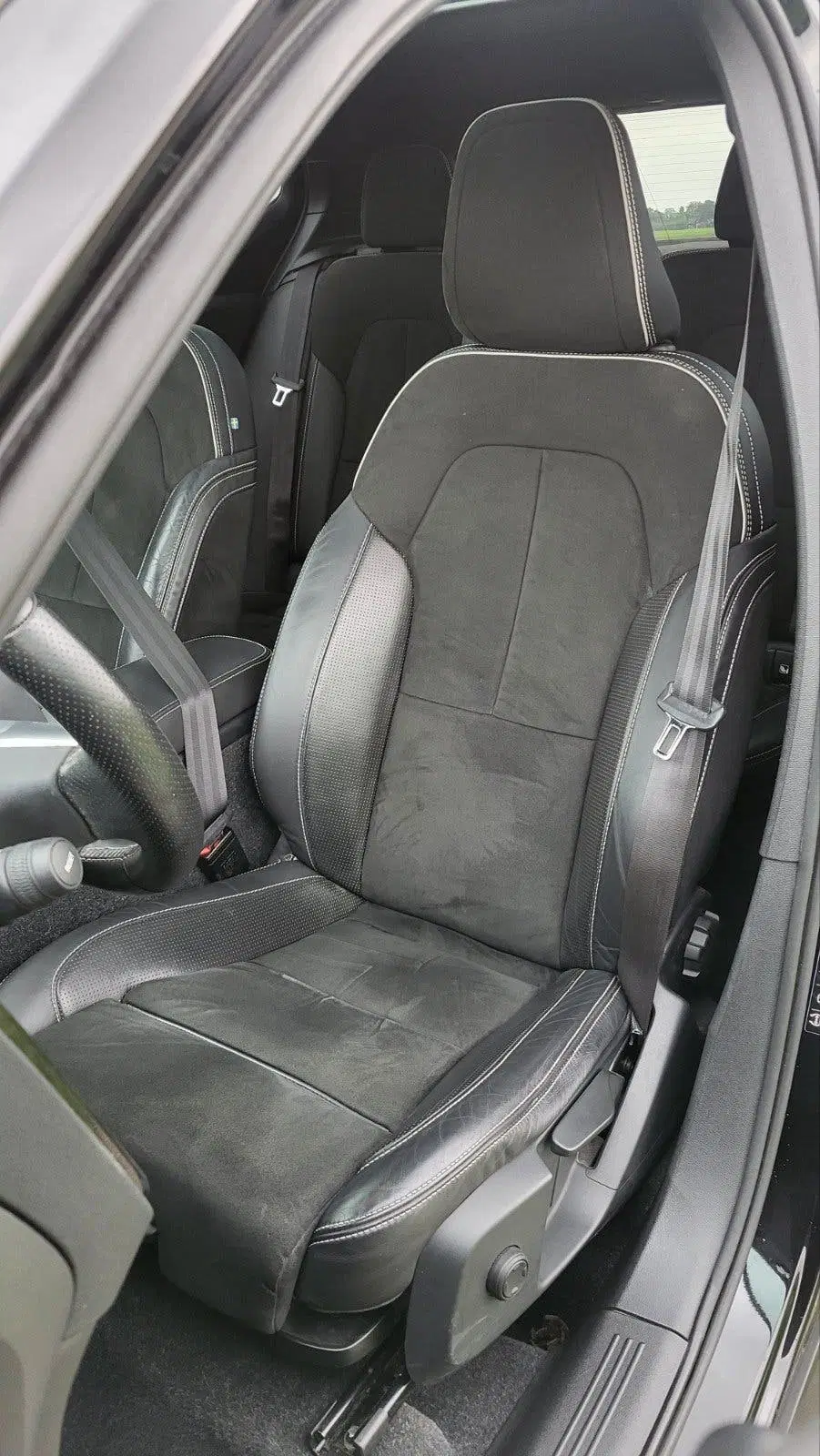 Volvo XC40 T4 190pk R-Design 2019 Pano Trekhaak Harma uit 2019, foto 13