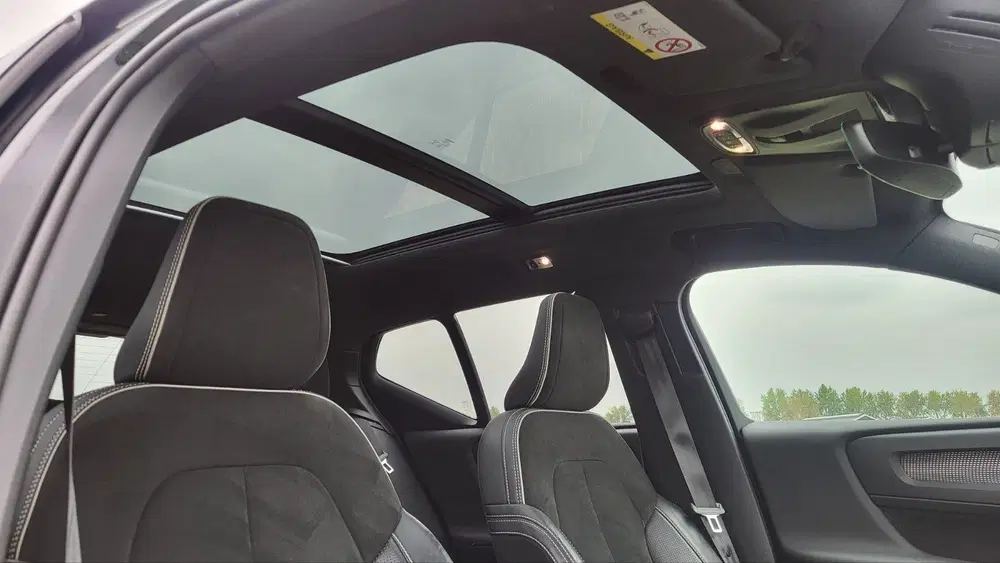 Volvo XC40 T4 190pk R-Design 2019 Pano Trekhaak Harma uit 2019, foto 15