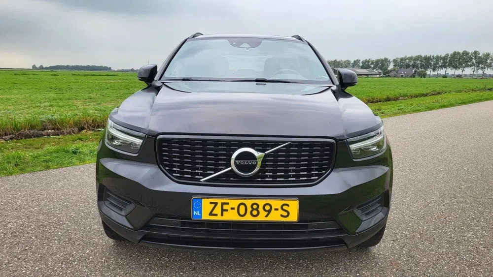 Volvo XC40 T4 190pk R-Design 2019 Pano Trekhaak Harma uit 2019, foto 2
