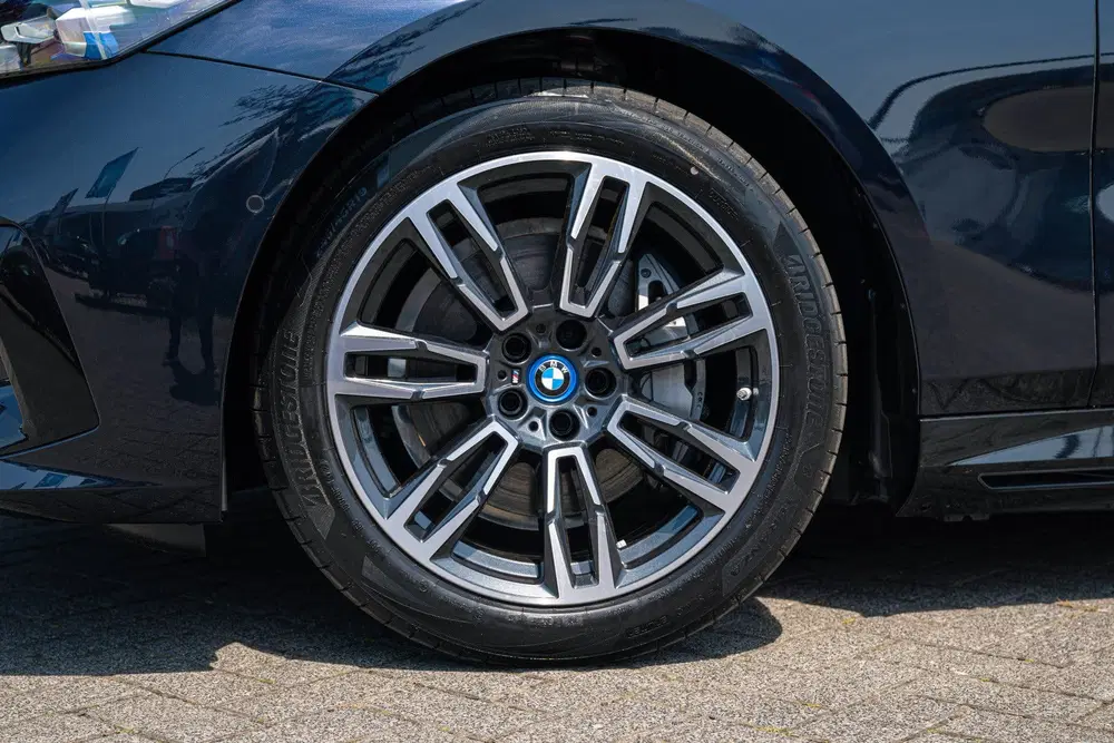 BMW i5 eDrive40 M Sport uit 2026, foto 9