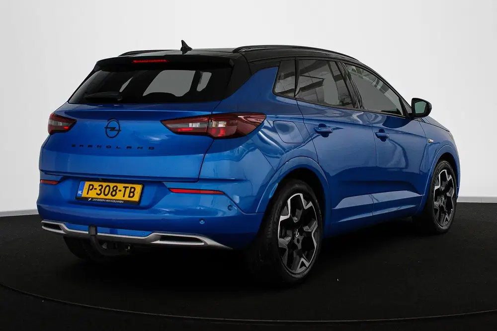 Opel Grandland 1.6 Turbo Plug-In Hybrid Ultimate Trekhaak uit 2022, foto 3