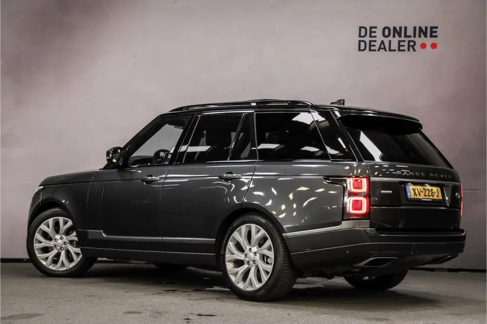Land Rover Range Rover P400e Autobiography uit 2019, foto 4