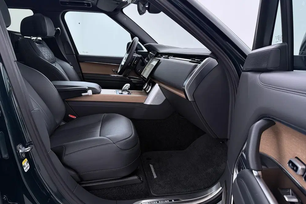 Land Rover Range Rover P510e SV uit 2023, foto 5