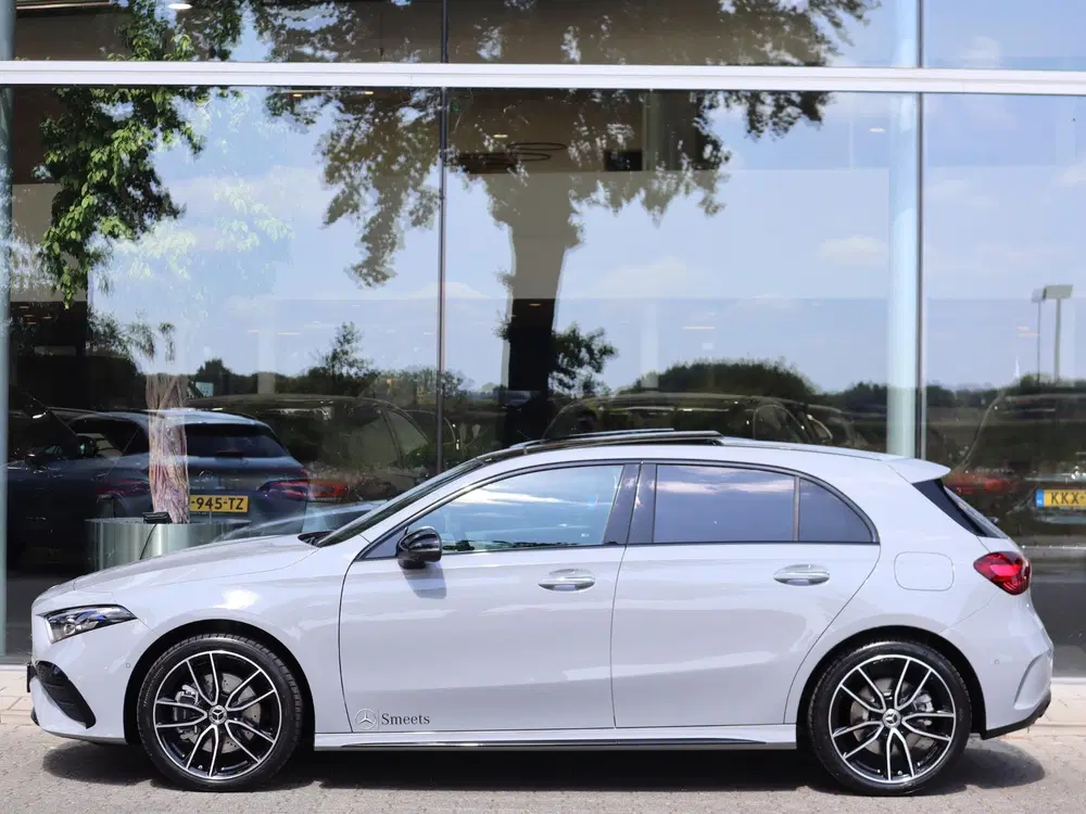 Mercedes-Benz A-Klasse 250 e 140 Year Edition l Keyless l Pa uit 2026, foto 4