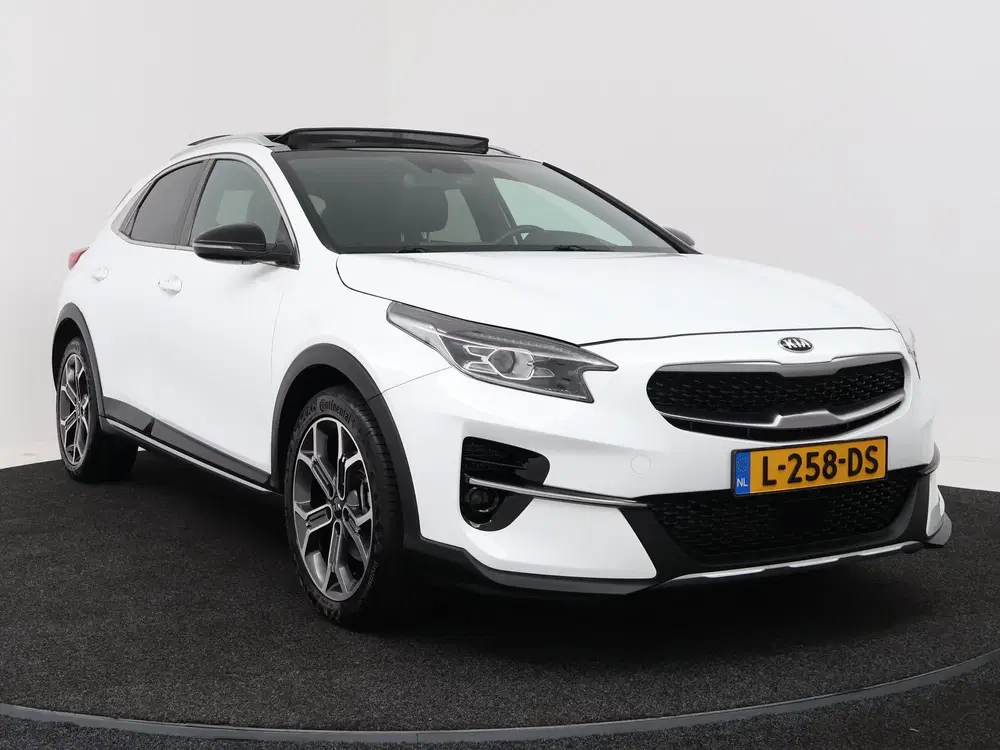 Kia XCeed 1.5 T-GDI MHEV DynamicPlusLine Style Pack uit 2021, foto 3