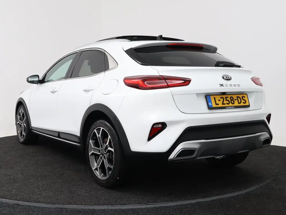 Kia XCeed 1.5 T-GDI MHEV DynamicPlusLine Style Pack uit 2021, foto 4