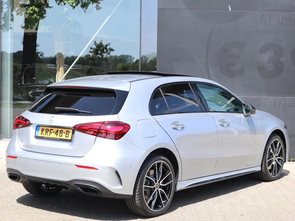 Mercedes-Benz A-Klasse 250 e Star Edition AMG Line Plus l Tr uit 2026, foto 2