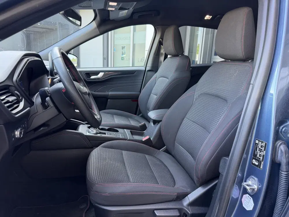 Ford Kuga 2.5 PHEV ST-Line uit 2022, foto 15