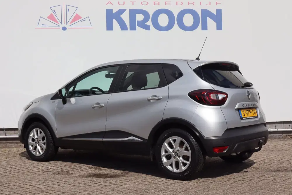 Renault Captur 0.9 TCe Limited uit 2019, foto 4