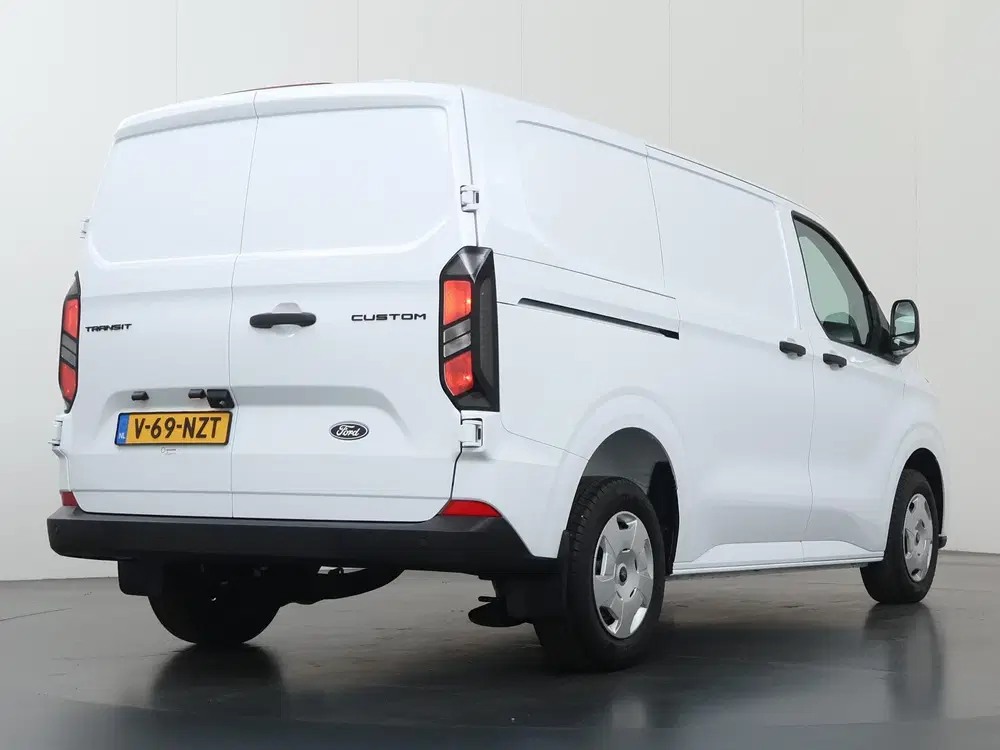 Ford Transit Custom 300 uit 2024, foto 2