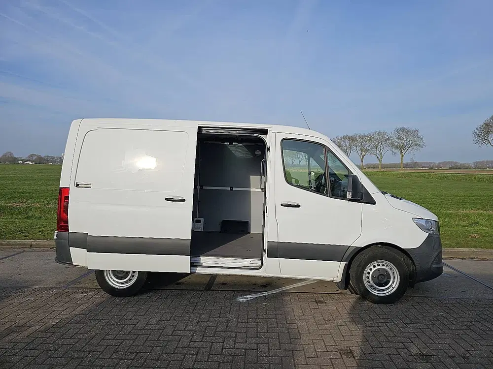 Mercedes-Benz Sprinter 314 L1H1 Automaat Mbux Airco Carplay uit 2019, foto 13