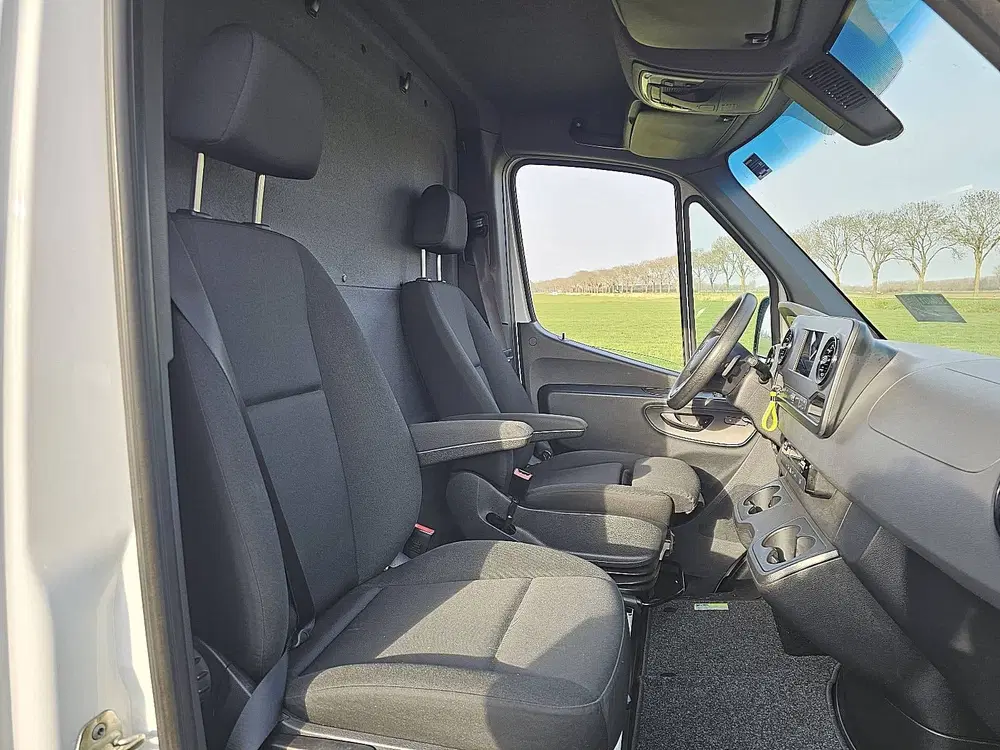 Mercedes-Benz Sprinter 314 L1H1 Automaat Mbux Airco Carplay uit 2019, foto 7