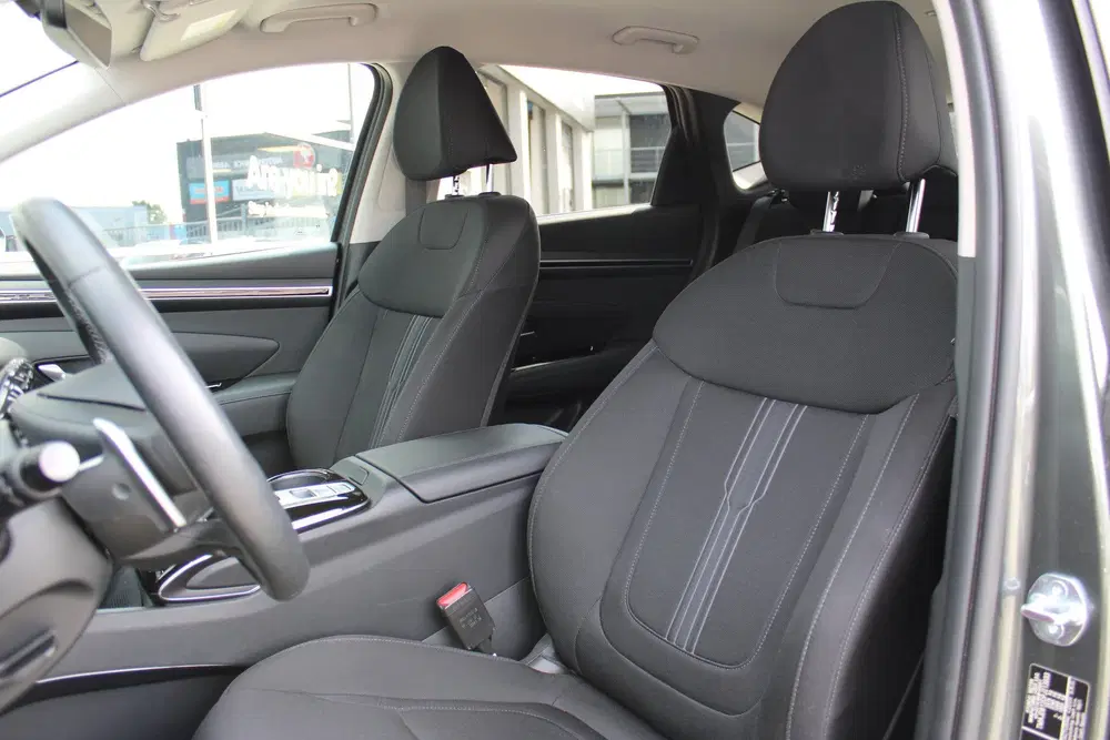 Hyundai TUCSON 1.6 T-GDI PHEV Comfort Smart 4WD uit 2023, foto 11