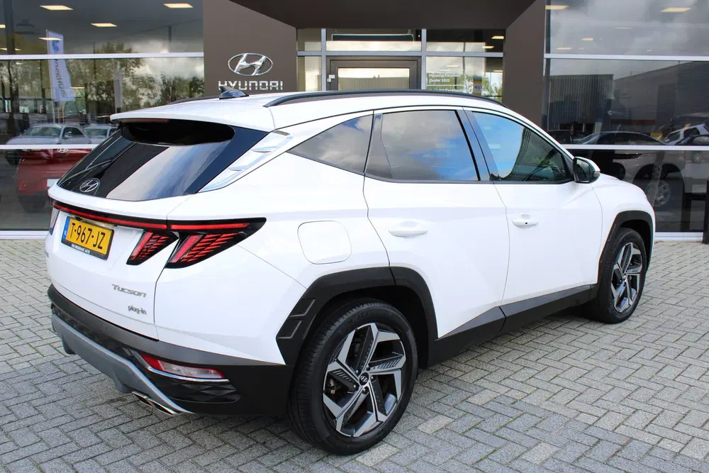 Hyundai TUCSON 1.6 T-GDI PHEV Comfort Smart 4WD uit 2023, foto 2