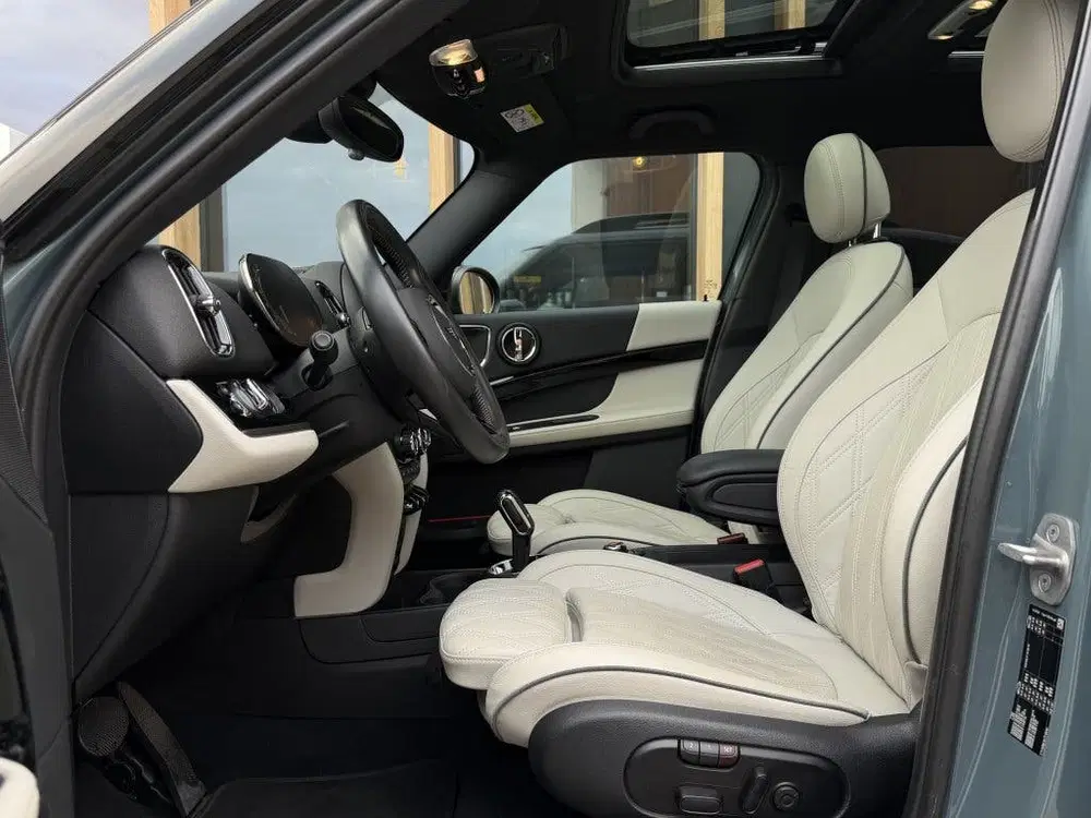 Mini Countryman 1.5 Cooper ALL4 Pano uit 2021, foto 12