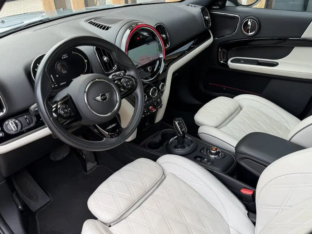 Mini Countryman 1.5 Cooper ALL4 Pano uit 2021, foto 13