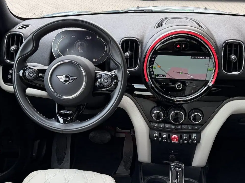Mini Countryman 1.5 Cooper ALL4 Pano uit 2021, foto 14