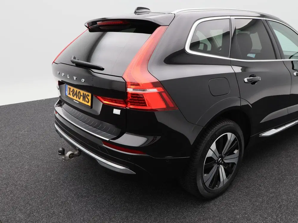 Volvo XC60 2.0 T8 455 Pk Plug-in hybrid AWD Plus Brig uit 2023, foto 13