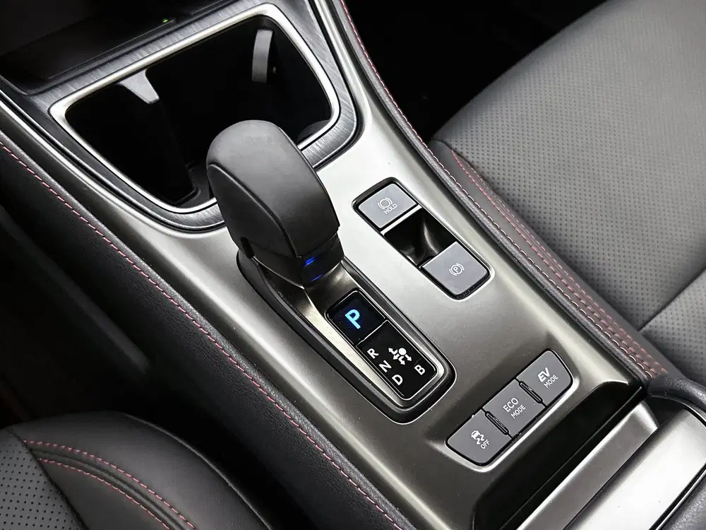 Lexus LBX Emotion + Tech Pack uit 2025, foto 10