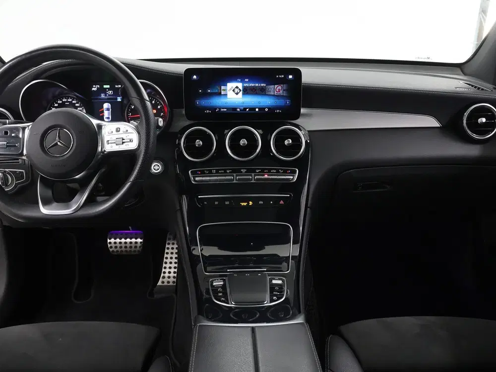 Mercedes-Benz GLC 200 4MATIC Business Solution AMG uit 2020, foto 8