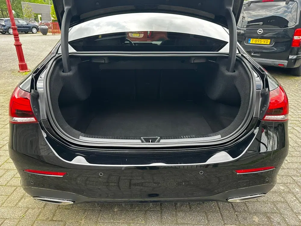 Mercedes-Benz A-Klasse 250 4MATIC AMG Premium Plus uit 2022, foto 15