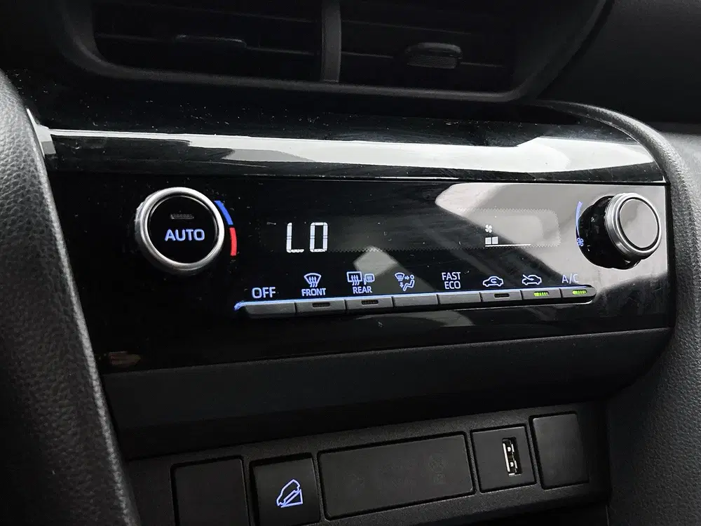 Toyota Yaris Cross 1.5 Hybrid Business Plus AWD uit 2024, foto 12