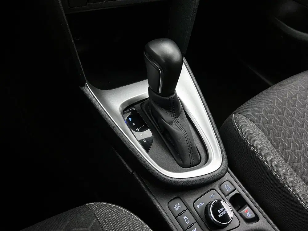Toyota Yaris Cross 1.5 Hybrid Business Plus AWD uit 2024, foto 13
