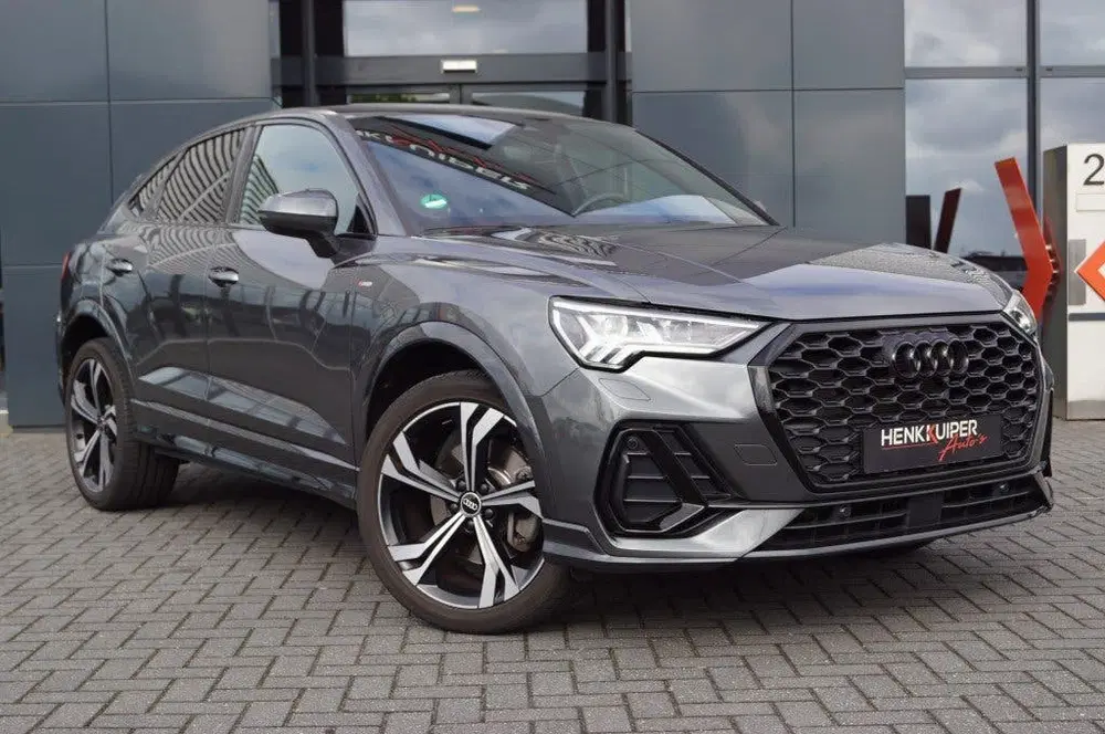 Audi Q3 45 TFSI-e S-Line uit 2021, foto 10
