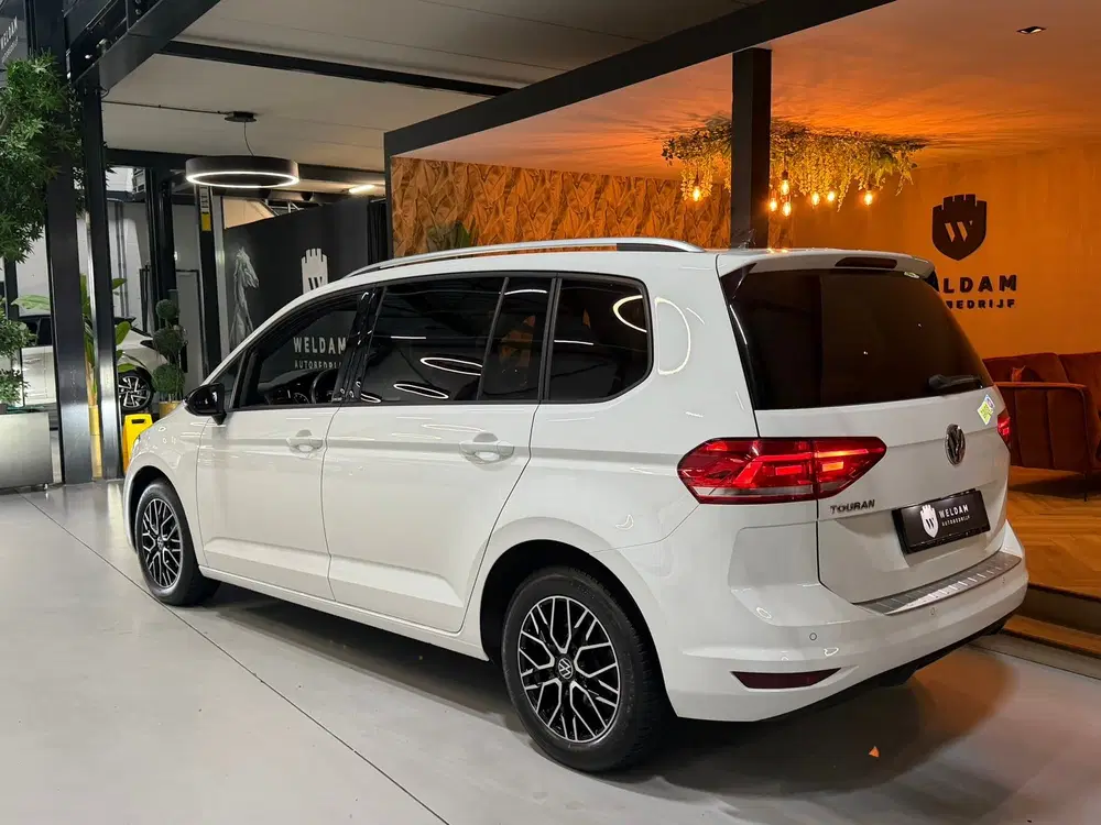 Volkswagen Touran 1.5 TSI United Garantie uit 2020, foto 13