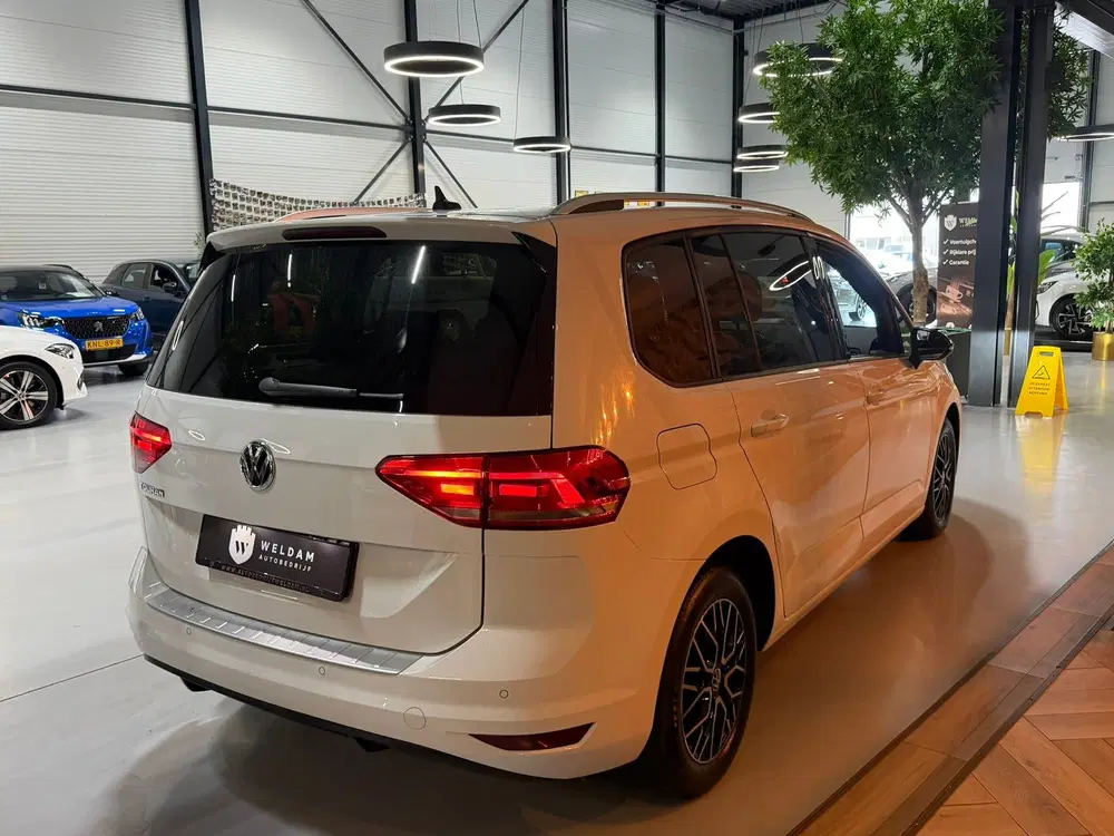 Volkswagen Touran 1.5 TSI United Garantie uit 2020, foto 2