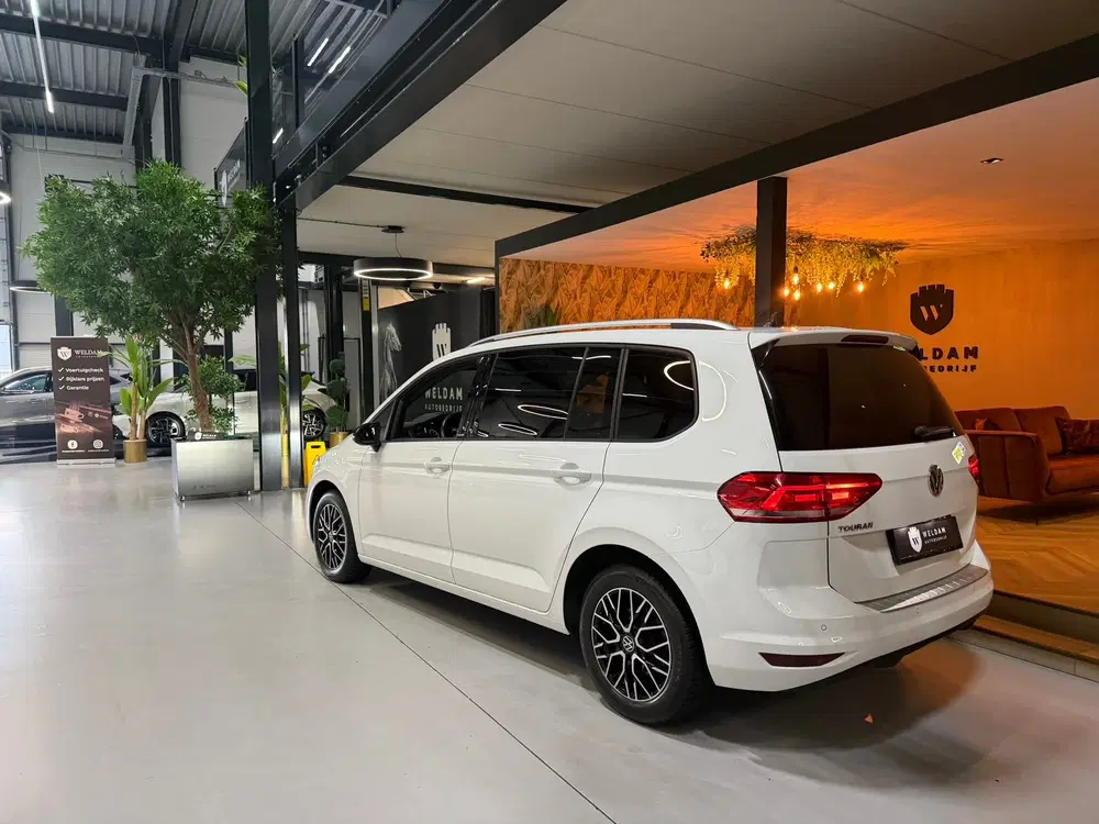 Volkswagen Touran 1.5 TSI United Garantie uit 2020, foto 8