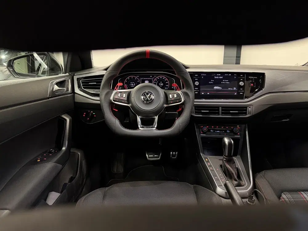 Volkswagen Polo 2.0 TSI GTI uit 2019, foto 12