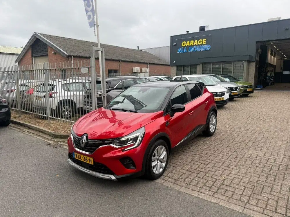 Renault Captur 1.3 TCe 130 Initiale uit 2020, foto 2