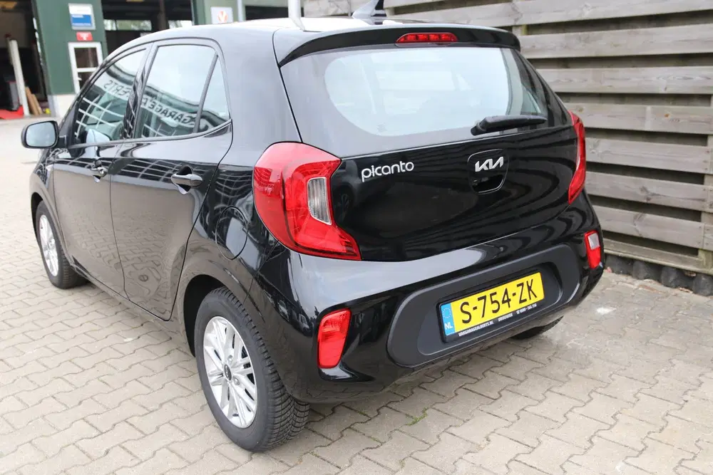 Kia Picanto 1.0 DPi DynamicLine uit 2023, foto 8
