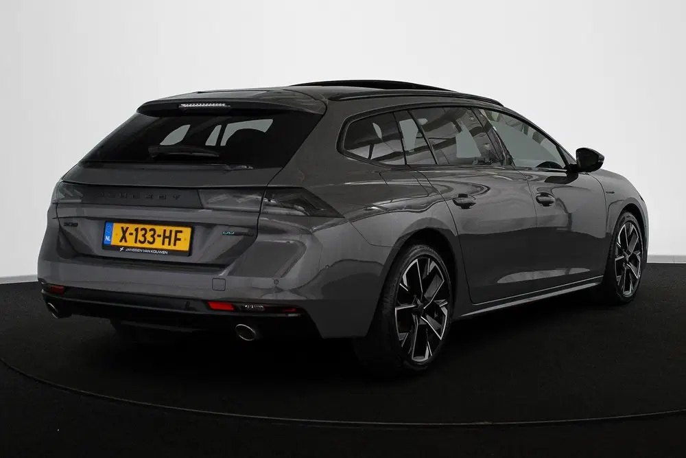 Peugeot 508 1.6 HYbrid 180 GT SOH 99% Panoramadak FOCA uit 2023, foto 3