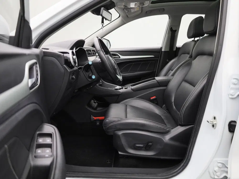 MG ZS EV Luxury 45 kWh uit 2021, foto 11