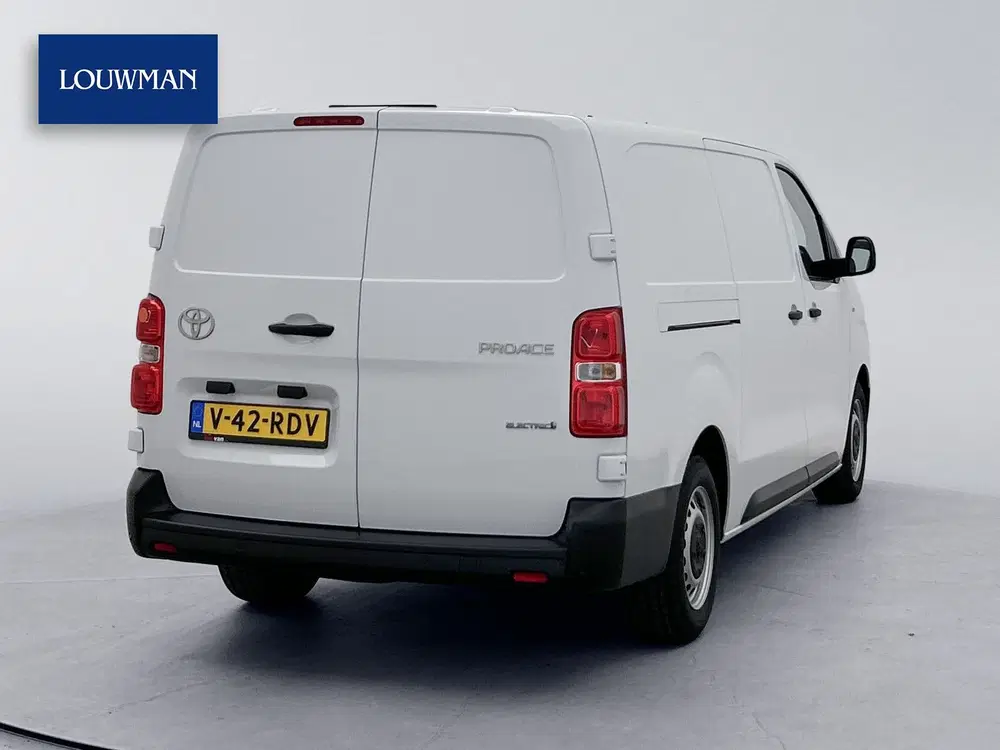 Toyota Proace Comfort Standard Range L2 50 k uit 2026, foto 3