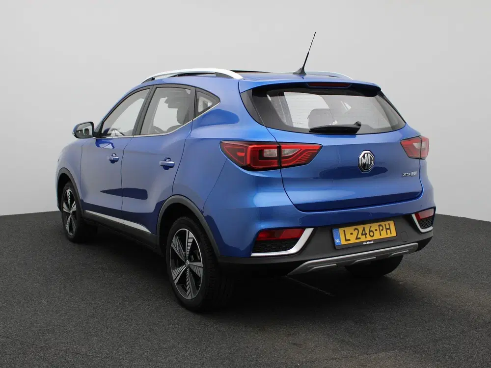 MG ZS Luxury 45 kWh uit 2021, foto 2
