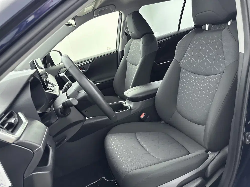 Toyota RAV 4 2.5 Hybrid Dynamic uit 2024, foto 15