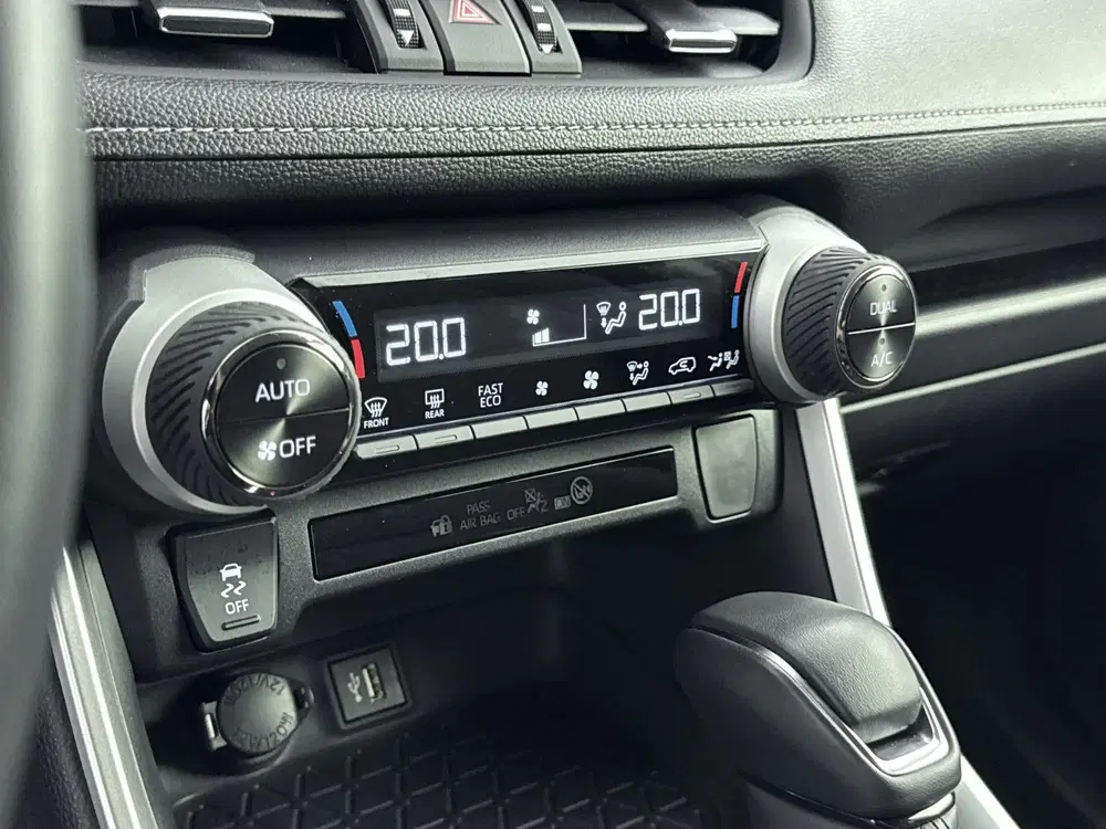 Toyota RAV 4 2.5 Hybrid Dynamic uit 2024, foto 9